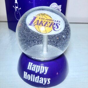 Lakers Snow globe